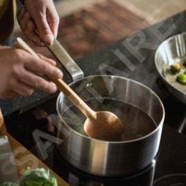 FISKARS Équipement de cuisine - Casserole avec couvercle, volume 2,5 l 1067638