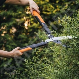 FISKARS Outils de jardinage - Ciseaux à haies 1023631