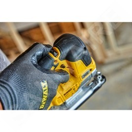 DeWALT Outillage - Scie droite AKU 18V DCS334N