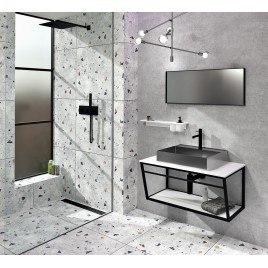 Salle de bain SKA 90, tapis noir